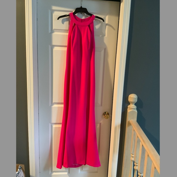 Vince Camuto Halter Neck Sheath Cocktail Dress - Picture 3 of 3